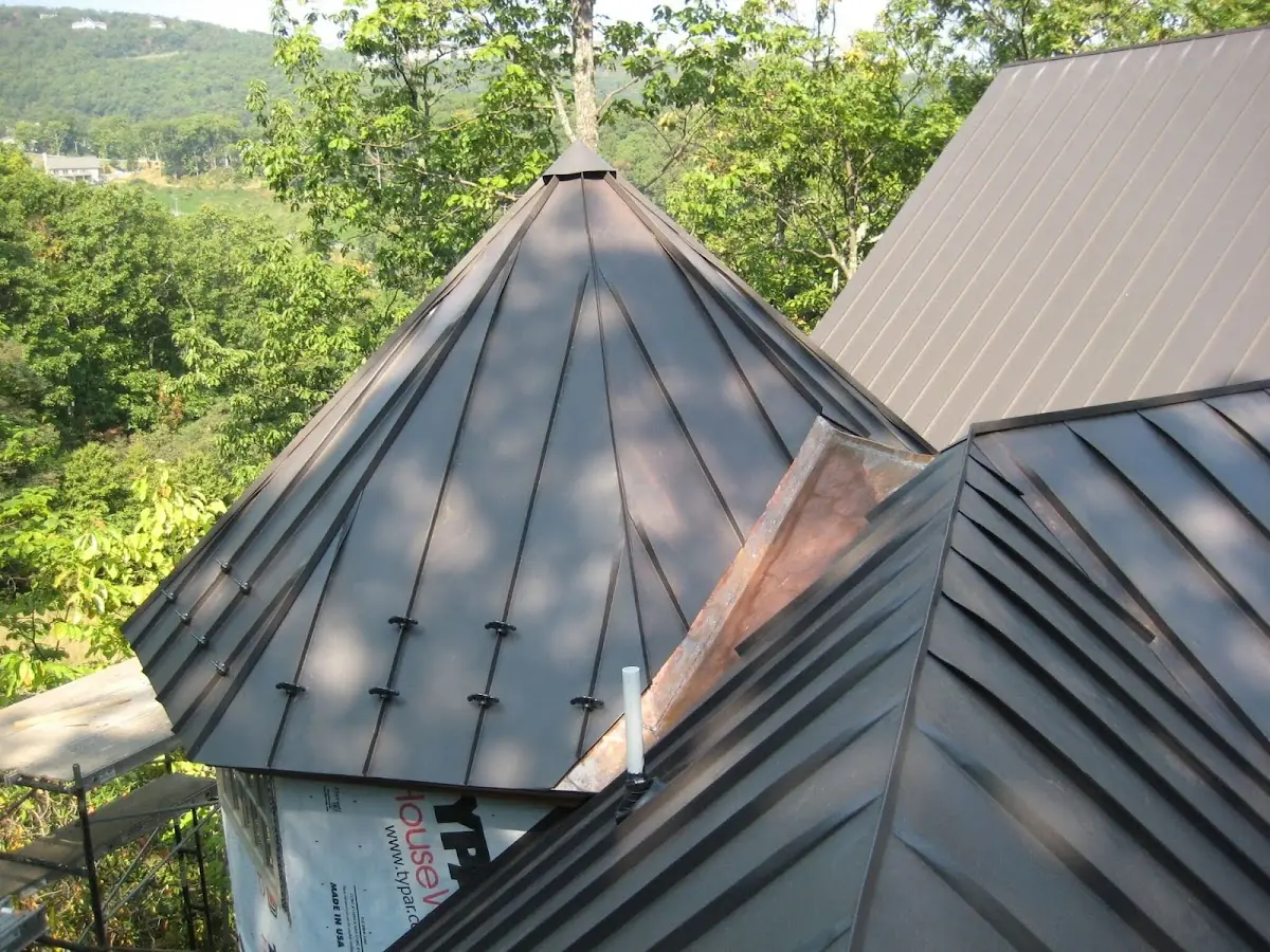 Professional Roof Tarp Installation by Craftsman Roofing in Small Crossings